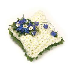 Based Cushion Blue &amp; White